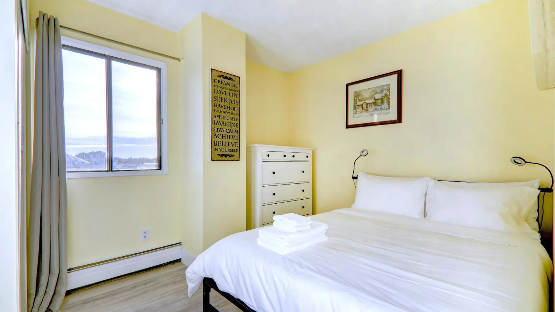 YYC Spacious Top Floor At Stampede W Free Parking And Ac קנדה