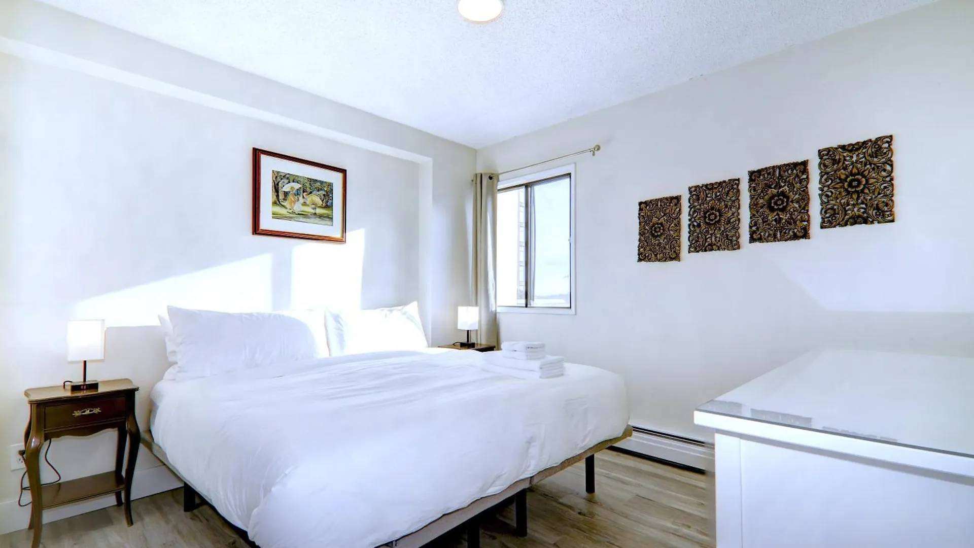 YYC Spacious Top Floor At Stampede W Free Parking And Ac