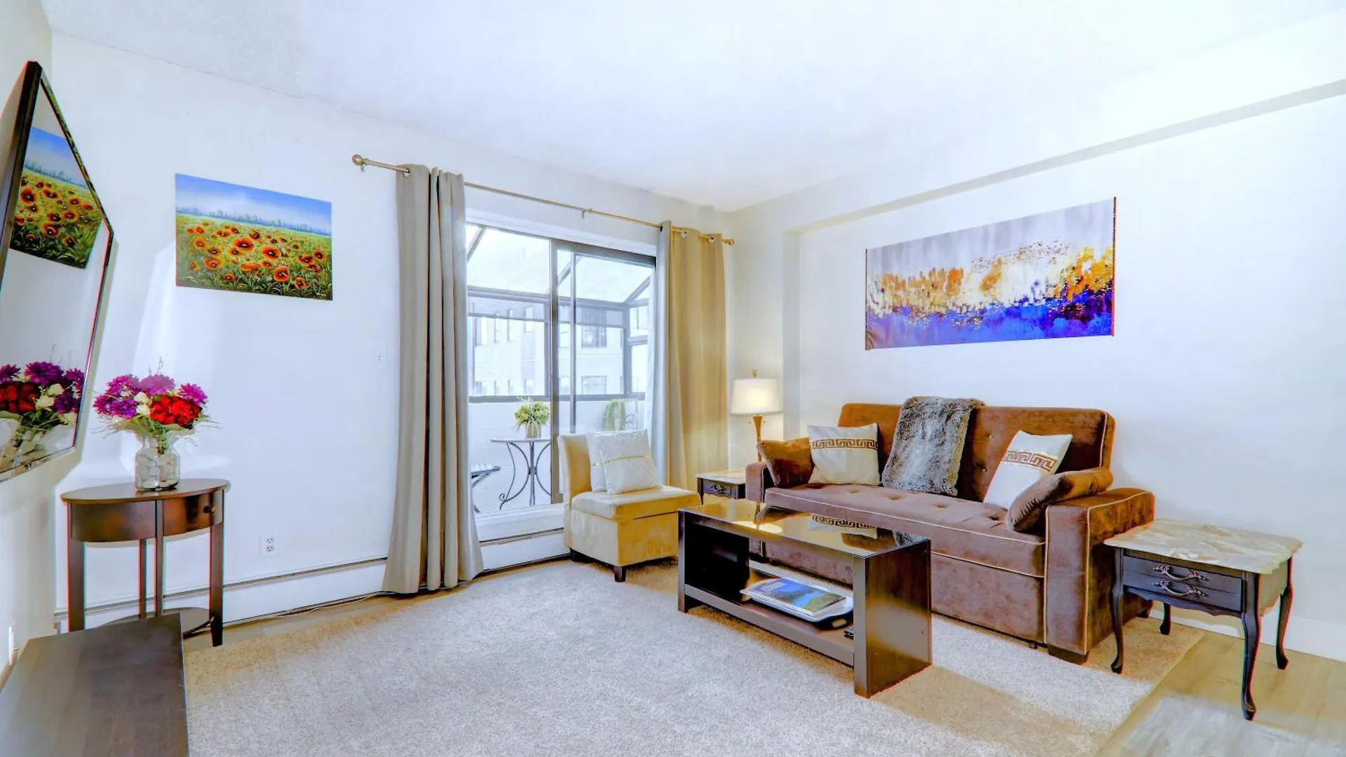 YYC Spacious Top Floor At Stampede W Free Parking And Ac